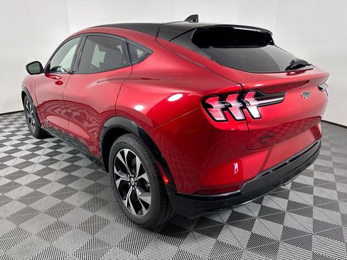 Used 2021 Ford Mustang Mach-E Premium image 12