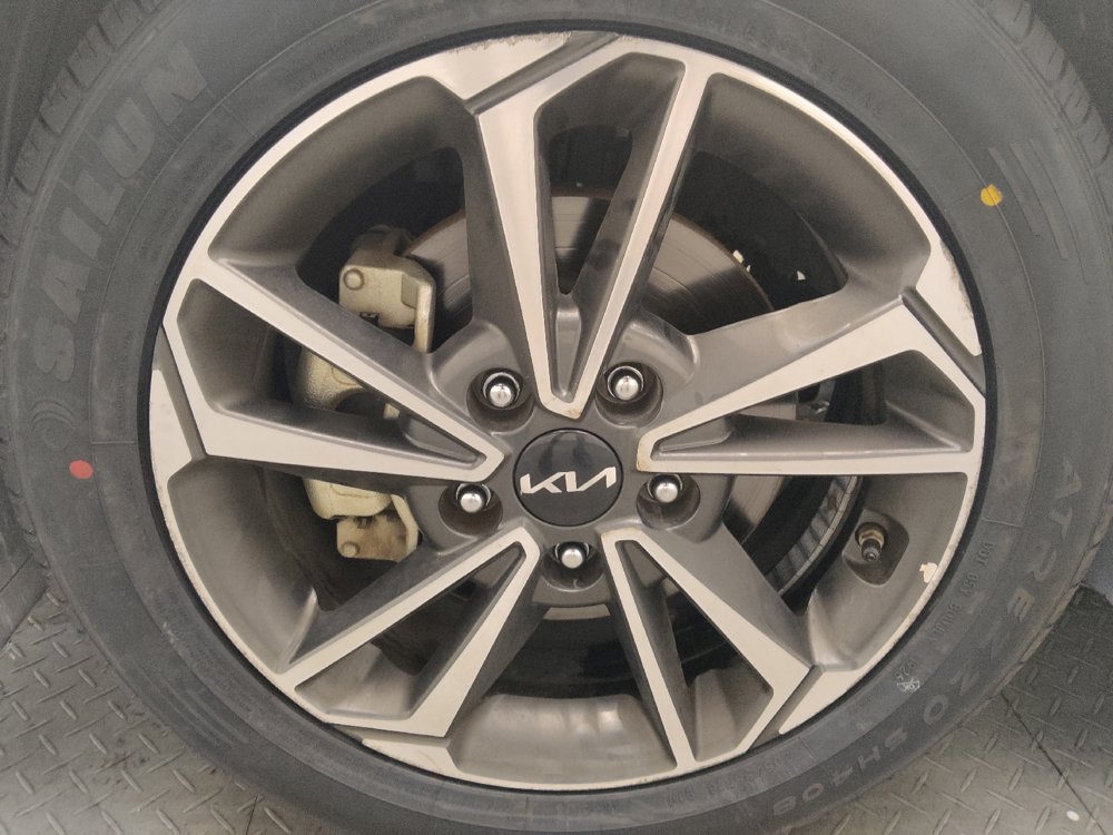 Used 2023 Kia Forte LXS FWD image 31