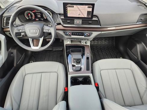 Used 2023 Audi Q5 2.0T Premium Plus w/ Premium Plus Package image 28