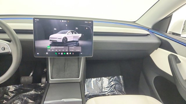 Used 2026 Tesla Model Y AWD image 49