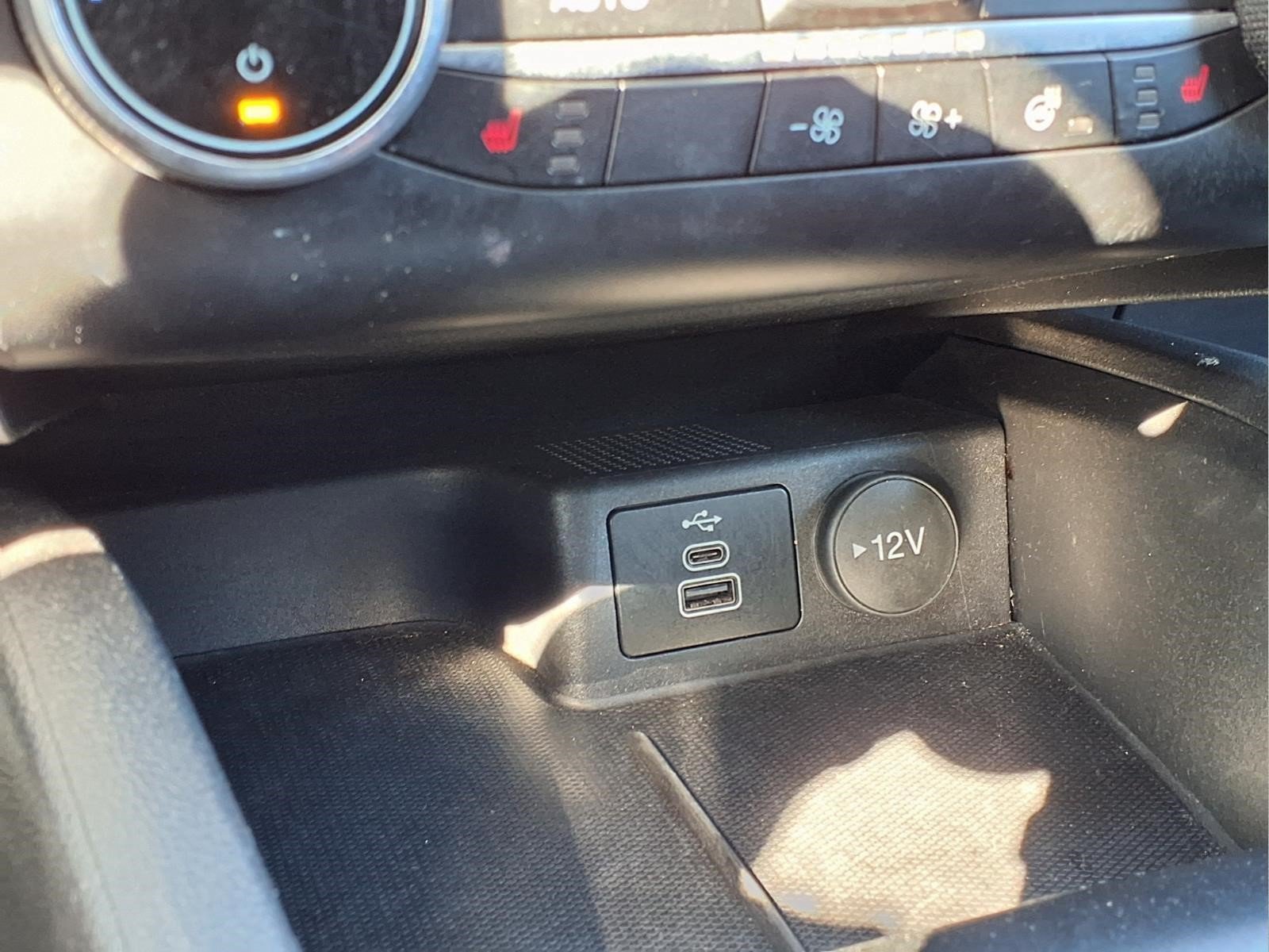 Used 2024 Ford Escape Active AWD/4WD image 13