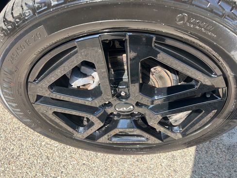 Certified 2024 Kia Telluride SX Prestige X-Line AWD/4WD image 40