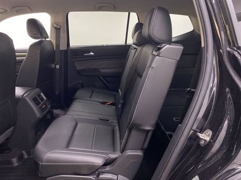 Used 2021 Volkswagen Atlas SE image 17
