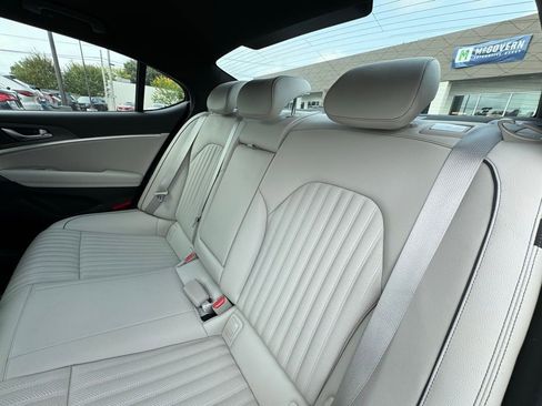 Used 2024 Genesis G70 3.3T Advanced image 16