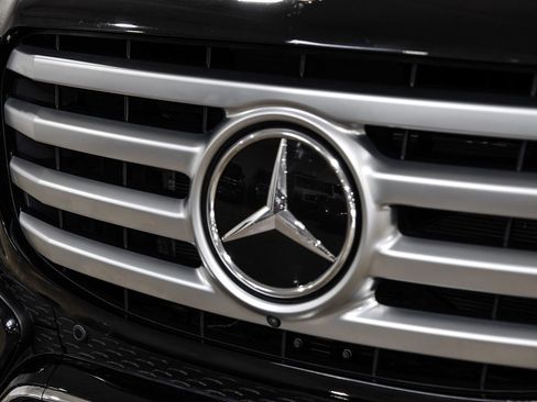 Used 2024 Mercedes-Benz GLS 450 4MATIC image 58