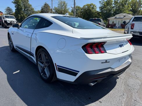 Used 2025 Ford Mustang GT Premium w/ California Special Package image 5