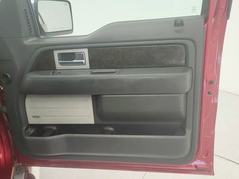 Used 2013 Ford F150 Platinum image 30