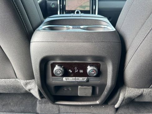 New 2025 GMC Acadia Elevation image 43