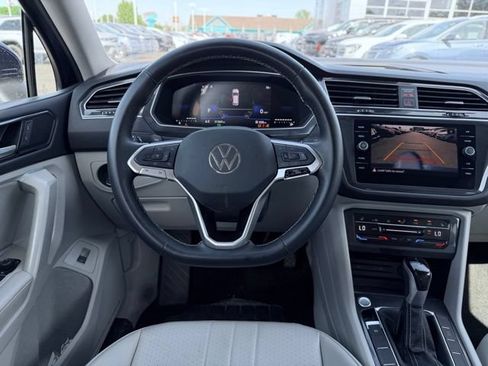 Used 2024 Volkswagen Tiguan SE AWD/4WD image 26
