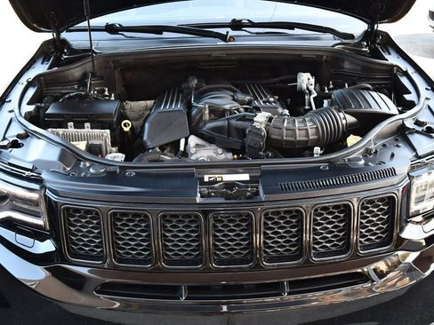 Used 2018 Jeep Grand Cherokee SRT AWD/4WD image 67