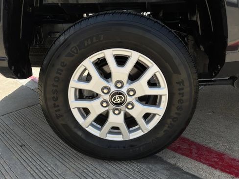 Used 2024 Toyota Tacoma SR5 RWD image 9