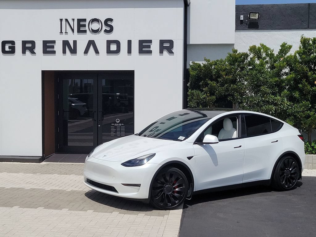Used 2022 Tesla Model Y Performance AWD/4WD image 2