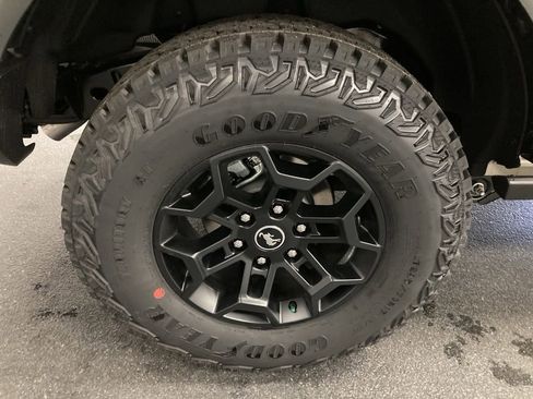 New 2026 Ford Bronco Badlands AWD/4WD image 13