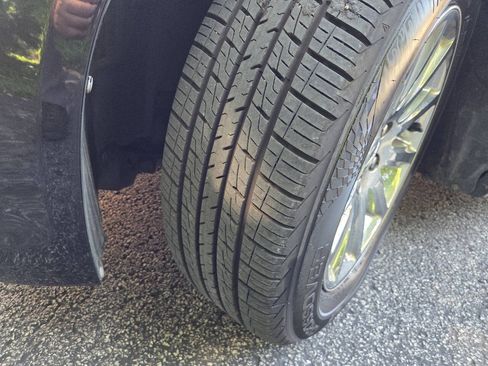 Used 2012 Chrysler 300 Limited RWD image 15