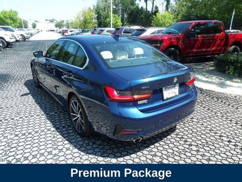 Used 2021 BMW 330i xDrive Sedan w/ Premium Package AWD/4WD image 8