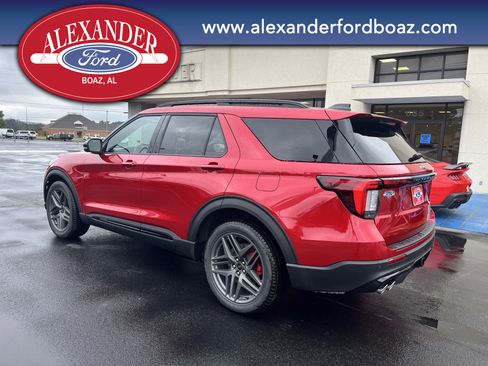 New 2026 Ford Explorer ST image 2
