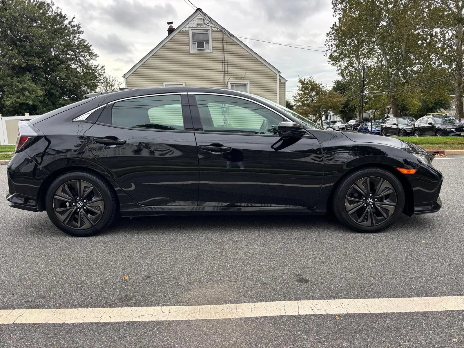 Used 2019 Honda Civic EX image 7