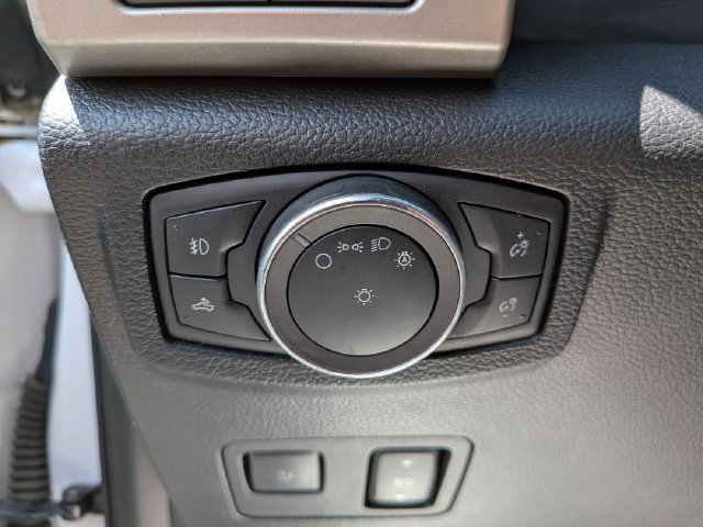 Used 2019 Ford F250 Lariat w/ Lariat Ultimate Package AWD/4WD image 14