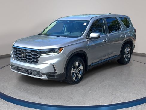 Used 2025 Honda Pilot EX-L image 1