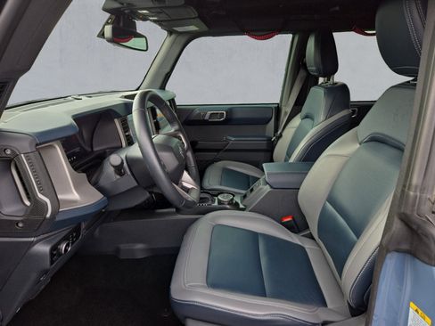 Certified 2024 Ford Bronco Outer Banks image 11