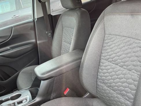 Used 2018 Chevrolet Equinox LT image 6