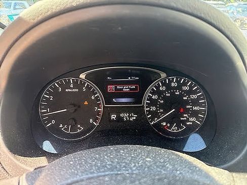 Used 2015 Nissan Altima 2.5 SL w/ Technology Package FWD image 21