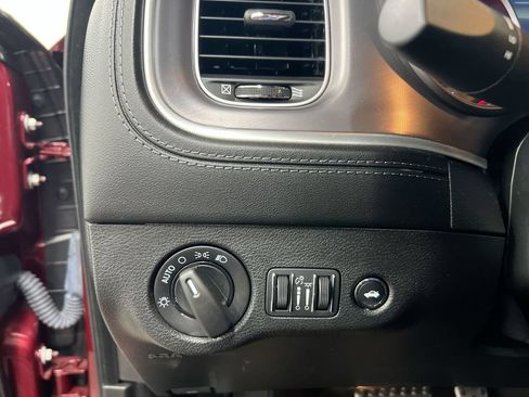 Used 2022 Dodge Charger Scat Pack RWD image 18