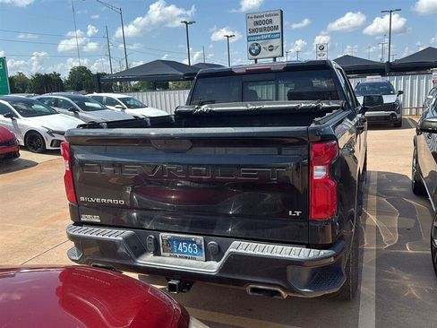 Used 2021 Chevrolet Silverado 1500 LT Trail Boss w/ Convenience Package II AWD/4WD image 10
