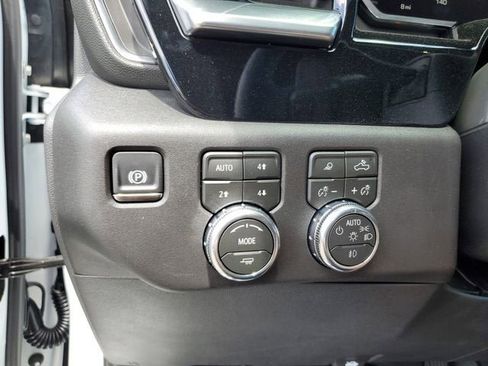 New 2026 GMC Sierra 1500 SLT w/ SLT Premium Plus Package AWD/4WD image 32
