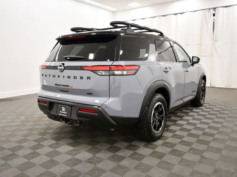 Used 2024 Nissan Pathfinder Rock Creek AWD/4WD image 8