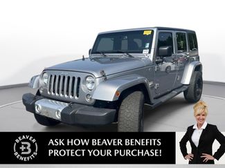 Used 2015 Jeep Wrangler Unlimited Sahara w/ Connectivity Group AWD/4WD video 1