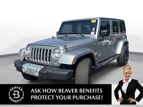 Used 2015 Jeep Wrangler Unlimited Sahara w/ Connectivity Group AWD/4WD image 1