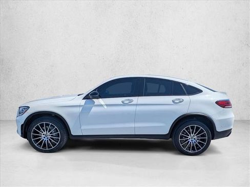 Used 2022 Mercedes-Benz GLC 300 4MATIC Coupe image 9