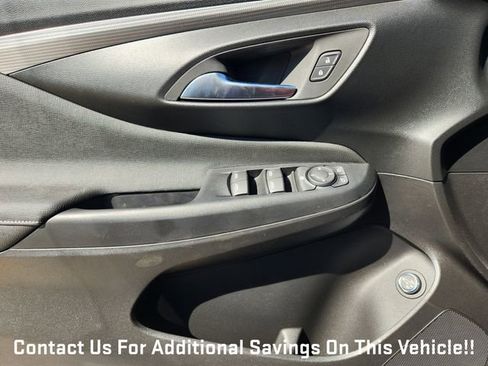 New 2026 Buick Envista Avenir image 18