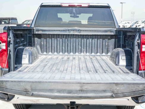 Used 2021 Chevrolet Silverado 1500 LT AWD/4WD image 25