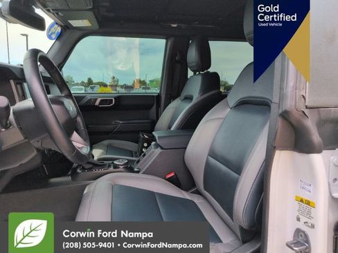 Certified 2024 Ford Bronco Outer Banks w/ Sasquatch Package AWD/4WD image 26