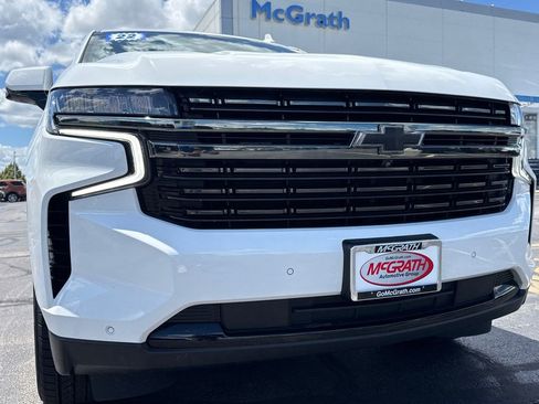Used 2022 Chevrolet Suburban RST w/ Luxury Package AWD/4WD image 13