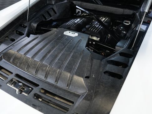 Used 2015 Lamborghini Huracan LP 610-4 image 49