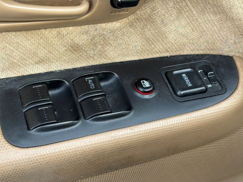 Used 2004 Honda CR-V EX image 13