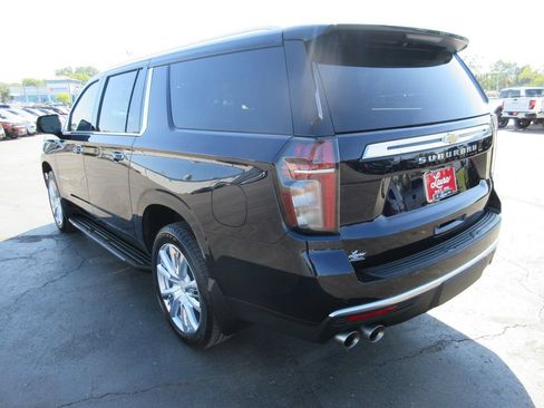 Certified 2023 Chevrolet Suburban High Country w/ Max Trailering Package AWD/4WD image 8