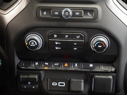 New 2026 Chevrolet Silverado 2500 Custom w/ Custom Value Package AWD/4WD image 19