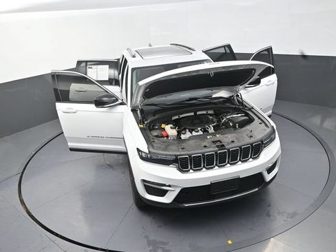 Used 2023 Jeep Grand Cherokee 4WD 4xe image 30