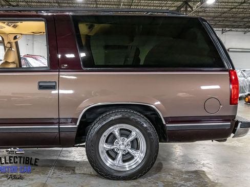 Used 1997 Chevrolet Suburban 2WD w/ Preferred Equipment Group 3 image 24