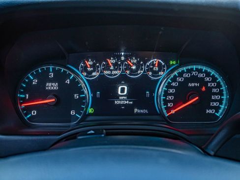 Used 2020 Chevrolet Tahoe Premier AWD/4WD image 24