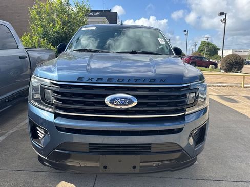 Used 2019 Ford Expedition Limited w/ Equipment Group 303A RWD image 2