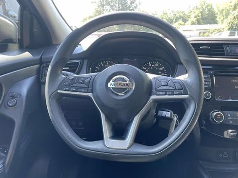 Used 2020 Nissan Rogue Sport S FWD image 14