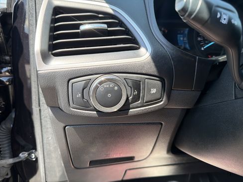 Used 2024 Ford Edge SEL AWD/4WD image 27
