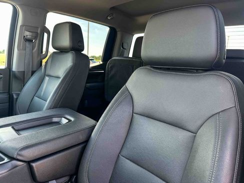 Used 2022 GMC Sierra 1500 SLT AWD/4WD image 14