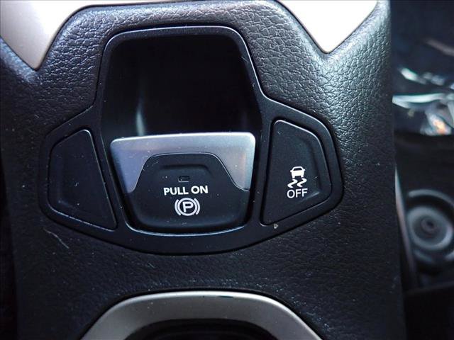 Used 2017 Jeep Renegade Latitude w/ Cold Weather Group AWD/4WD image 15