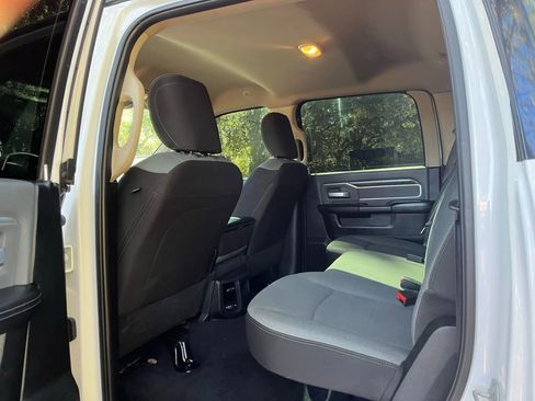 Used 2019 RAM 2500 Big Horn image 16